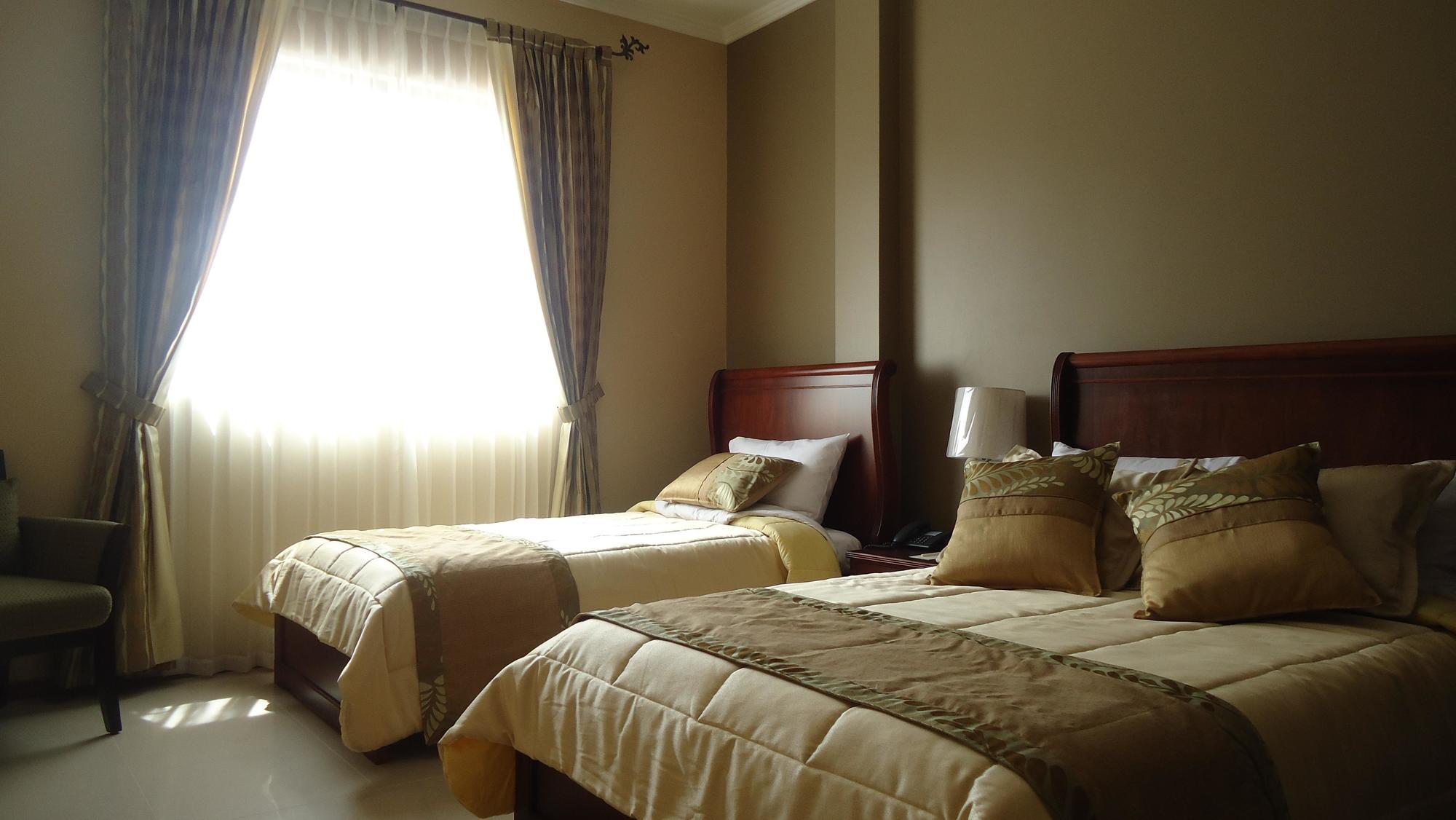 Alejandrina Hotel 쿠엔카 외부 사진