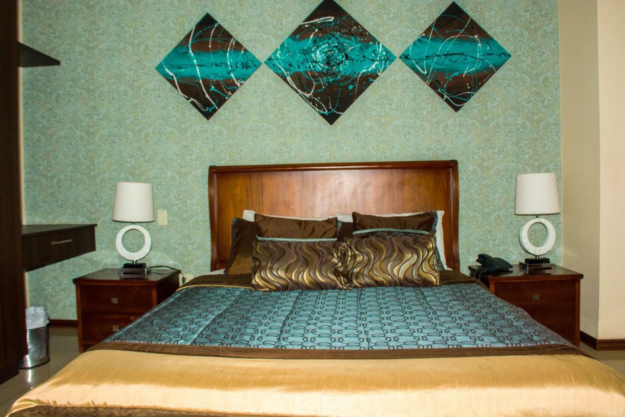 Alejandrina Hotel 쿠엔카 외부 사진