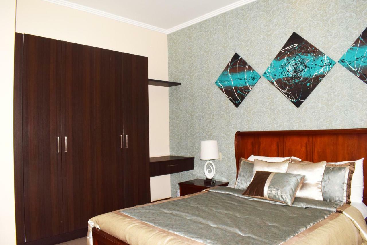 Alejandrina Hotel 쿠엔카 외부 사진